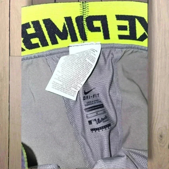 NWOT NIKE PRO HYPERSTRONG MLB TIGHTS - Picture 4 of 7